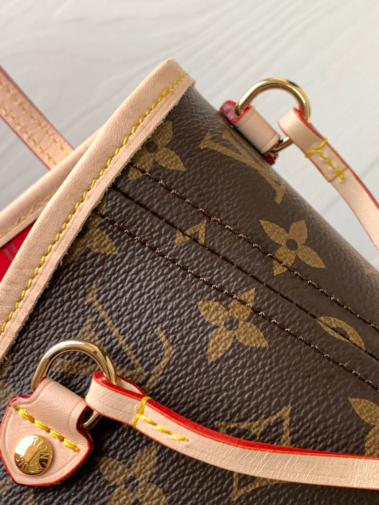 Neverfull PM