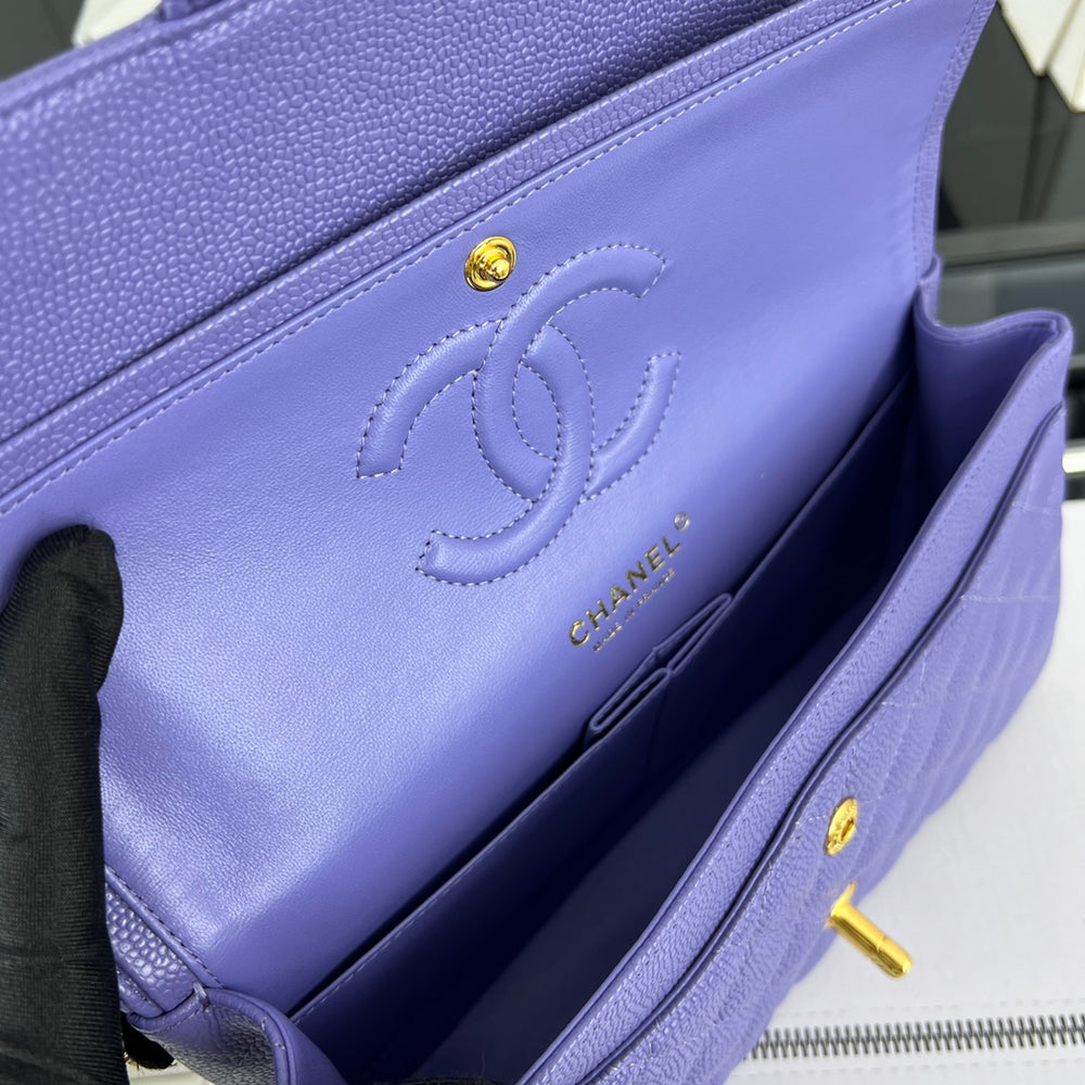 Classic 11.12 Handbag