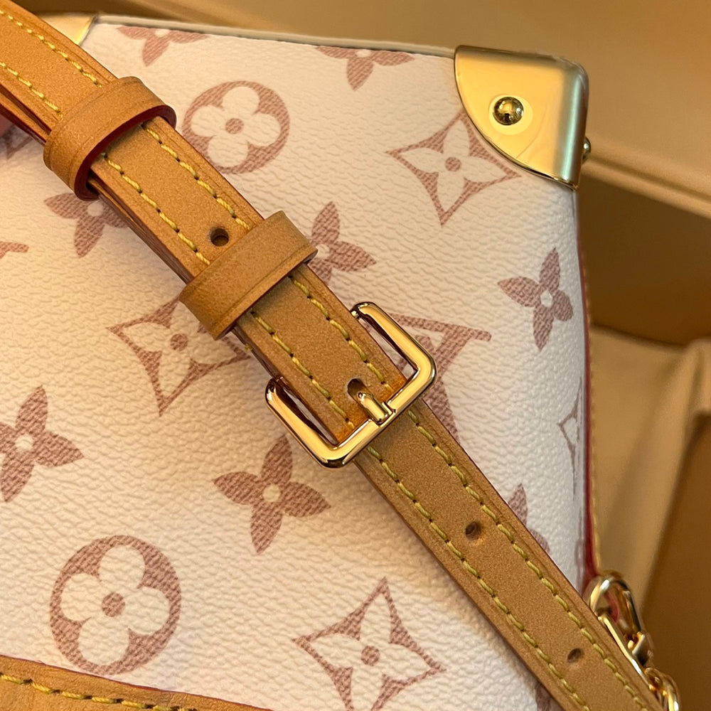 Noé Purse LV Charms