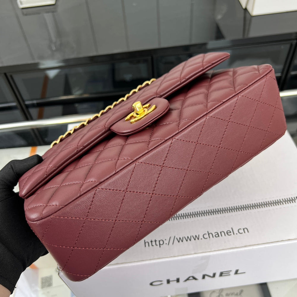 Classic 11.12 Handbag