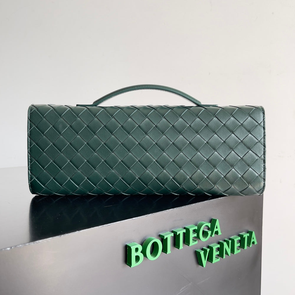 Long Clutch Andiamo